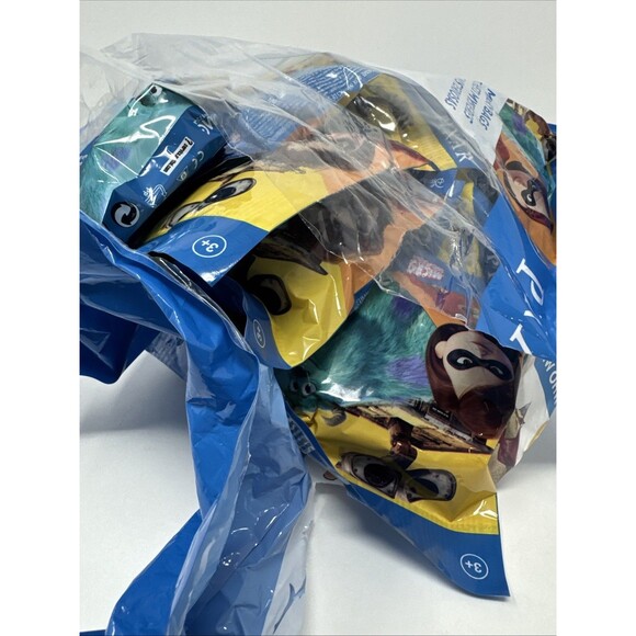 Mattel Disney Pixar Fun Pack Mystery Bags Toy Micro Collection 32 Mini Figures - Picture 3 of 4